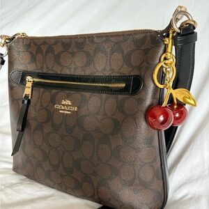 Authentic CoachCrossbody Bag